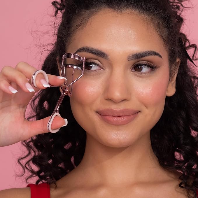 MCoBeauty - Pro Eyelash Curler - Rose Gold Wide-Eyed Curl and Lift Tool for Long-Lasting, Gentle Lash Definition - Premium Silicone Pad, Precision Molded Fit