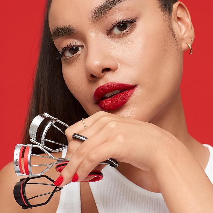 Revlon Natural Curl Lash Curler, Gives a Natural Eyelash Lift, with Finger Grips for a Non Slip Grip, Easy to Use, 1 Count