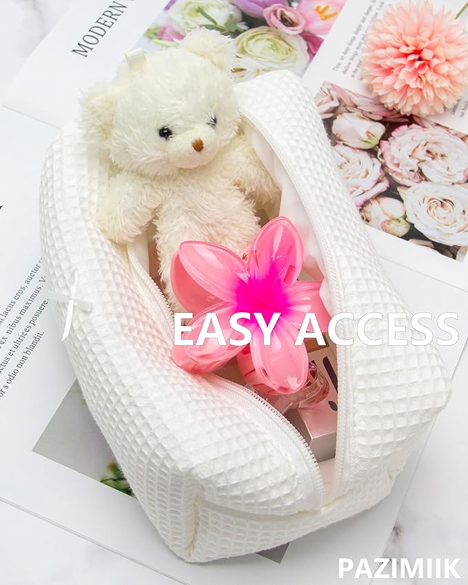PAZIMIIK 2PCS Cozy Makeup Bag Travel Cosmetic Bag for Women Soft Toiletry Bag Aesthetic Makeup Organizer Portable Large Zipper Pouch for Skincare Beauty Accessories Brushes Waffle Check Cream White