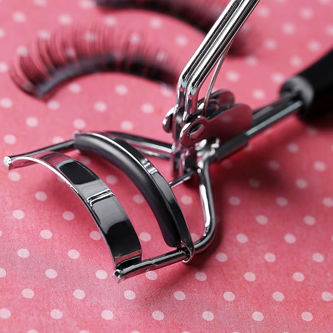 Zhehao Eyelash Curler Refill Eyelash Curler Pad Silicone Rubber Curler Replacement Refill Pad for Universal Lash Curler with Clear Storage Box