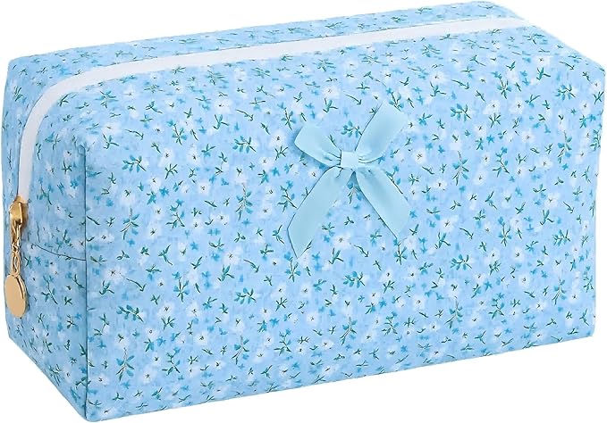 Floral Quilted Cotton Makeup Bag for Women, Large Capacity Travel Cosmetic Pouch with Zipper, Cute Toiletry & Brush Organizer, Kawaii Makeup Storage Case – Blue Floral