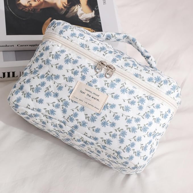 uekeboag 3Pcs Quilted Cotton Makeup Bag,Coquette Quilted Toiletry Bag for Women and Girls,Floral Coquette Pouch,Cute Kawaii Travel Cosmetic Bags(3Pcs Blue Flower)