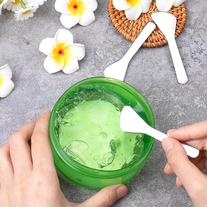 3pcs Mini Stainless Steel Makeup Spatula, Reusable Cosmetic Cream Spatulas Spoon, Skincare Scoop Applicator Facial Massage Beauty Tools for Mixing and Sampling Face Eye Cream- 3.17"×0.98"