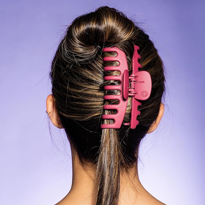 Gimme Beauty Thick Hair Claw Clips - Large Hair Claws for Curly & Textured Hair - Strong Non-Slip Curly Hair Accessories - Trendy & Washable Hair Styling Essentials - Red & Tan, 2 Pack