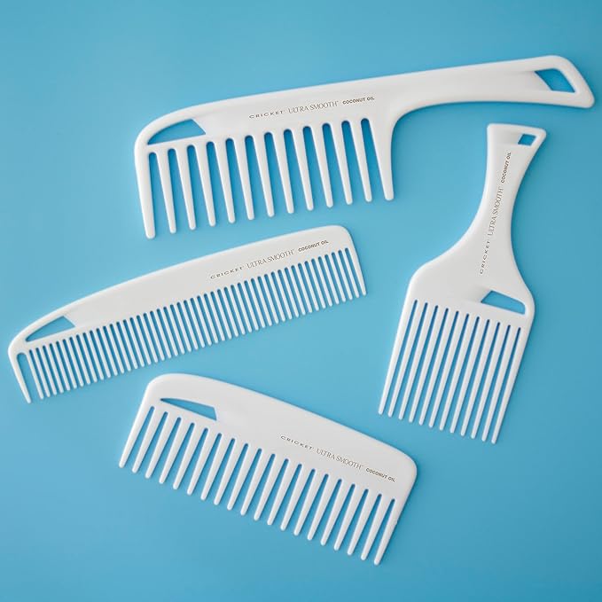 Cricket Ultra Smooth Coconut Detangler Comb – Infused with Coconut Oil & Keratin for Frizz-Free Shine, Ideal for Wet & Dry Hair, Extended Handle for Thick, Long, Curly Hair