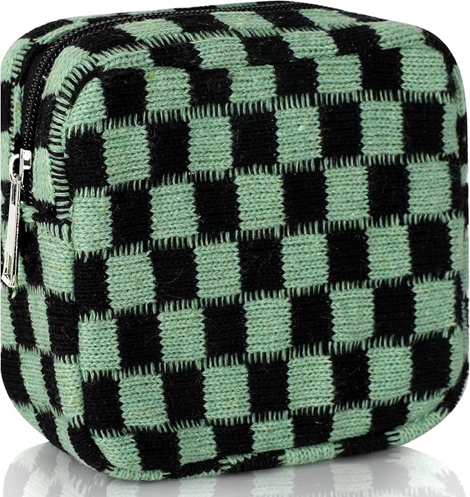 Sanitary Napkin Storage Bag, Menstrual Pad Zipper Bag Checkered Portable Period Bag Panty Liners, Tampon Storage Pouch for Women Ladies Daily Use Storage Purse Travel