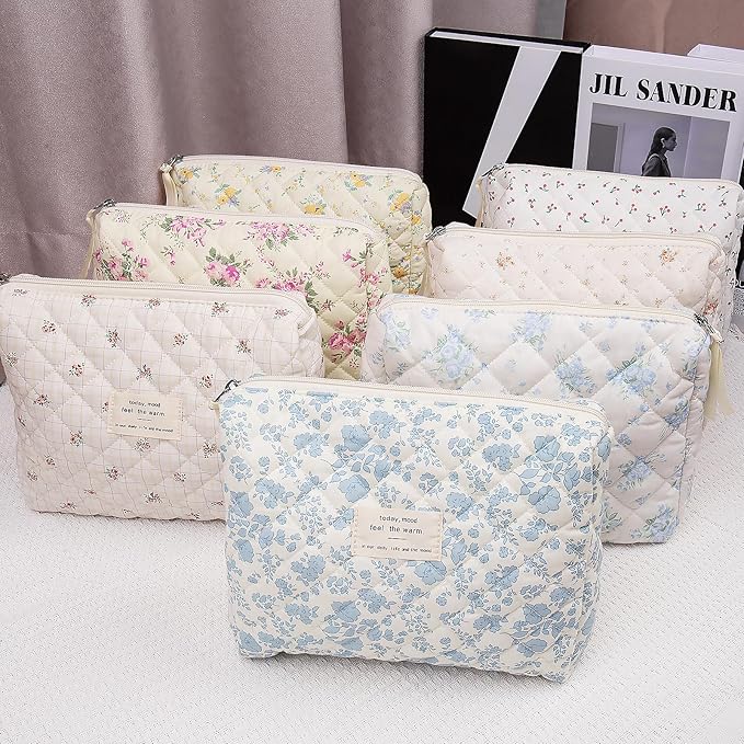 Floral Makeup Bag, Small Cosmetic Bag for Women Girls, Cute Cotton Makeup Bag, Quilted Makeup Bags, Flower Travel Toiletry Organizer Bag(Pink Flower)