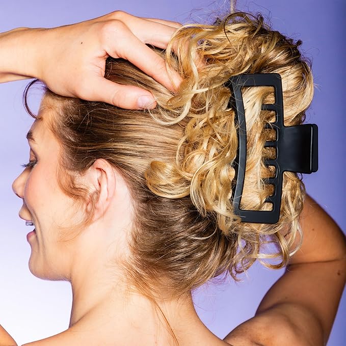 Gimme Beauty XL Rectangle Claw Clip Duo - Hair Clips with Velvet-Like Finish for All Hair Types - Non-Slip, Firm-Hold Daily Wear Accessory - Women’s Claw Clip Set - Black