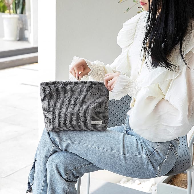 Makeup bag for Women, Corduroy Cosmetic Bag Aesthetic Design Ladies Tote Bag,Cute Smiley Face Makeup Organizer with Zipper - Gray